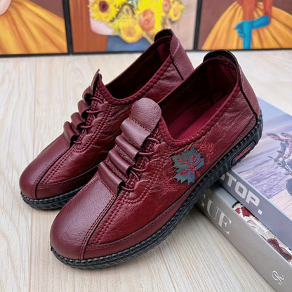 Inaya | Chaussures Brodées Confort pour l'Automne-Hiver